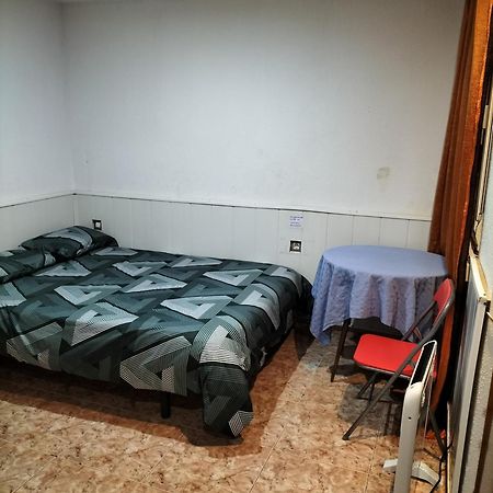 Habitacion Tranquila Y Familiar Мадрид Экстерьер фото