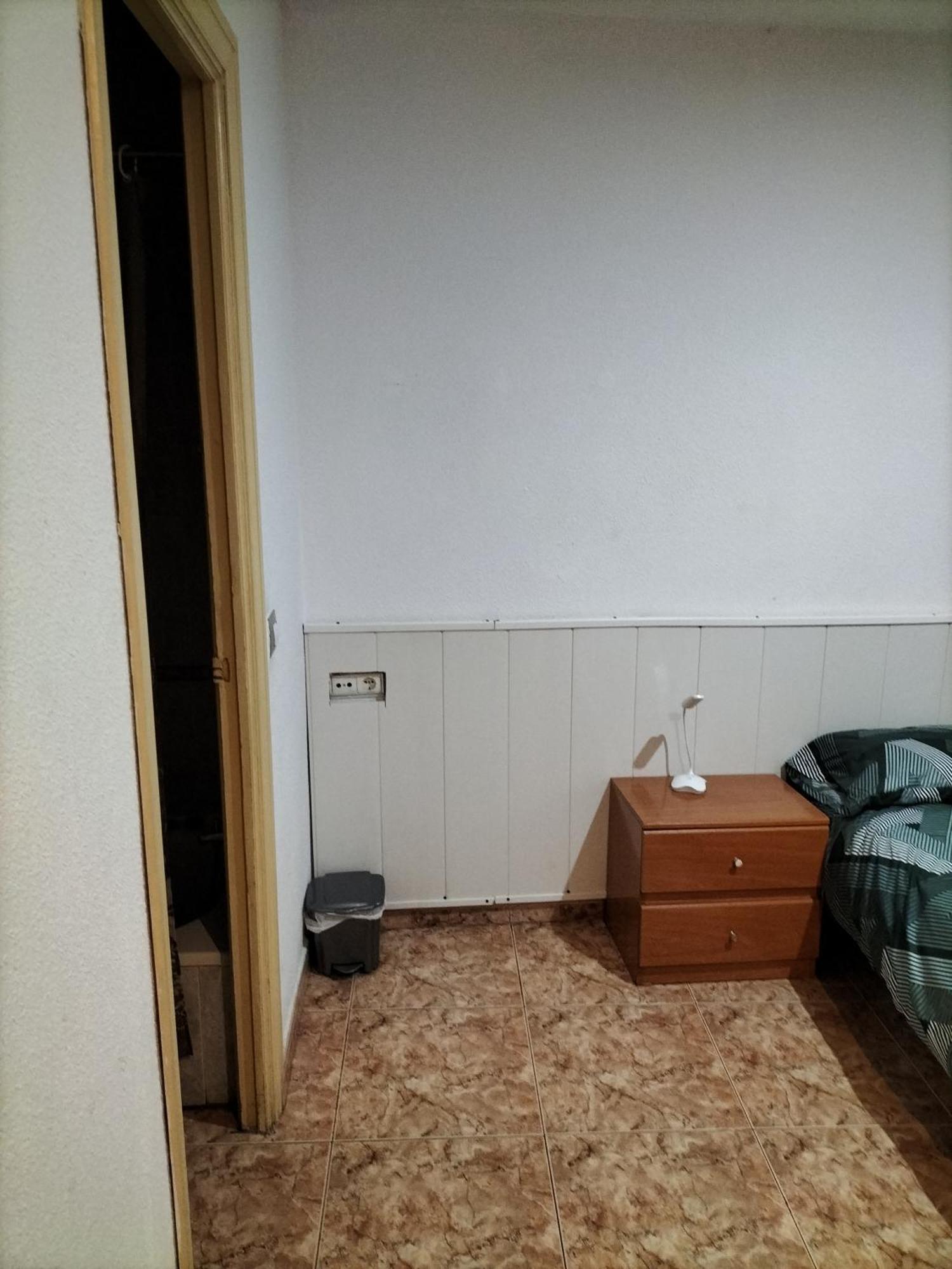 Habitacion Tranquila Y Familiar Мадрид Экстерьер фото