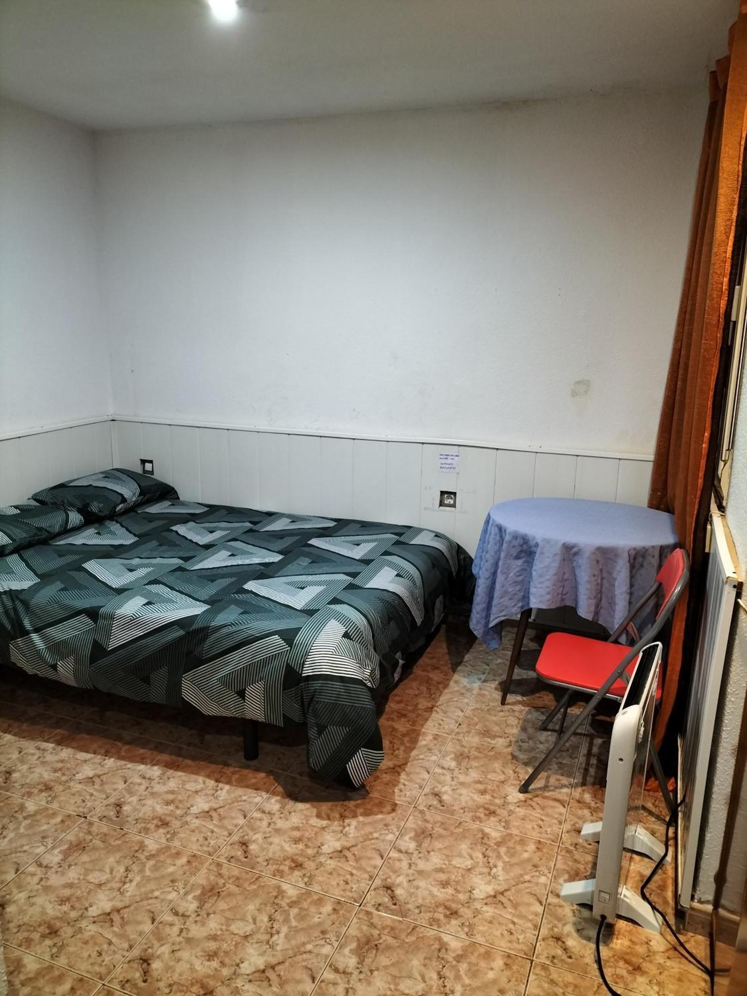 Habitacion Tranquila Y Familiar Мадрид Экстерьер фото